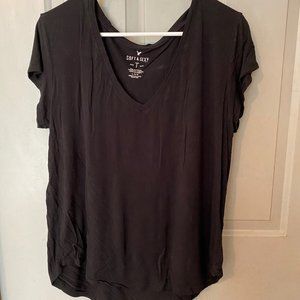 AEO Soft & Sexy EUC Black Tee